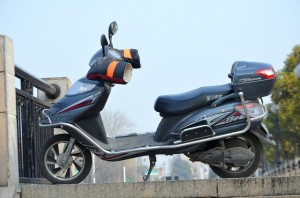 scooter-215871_640